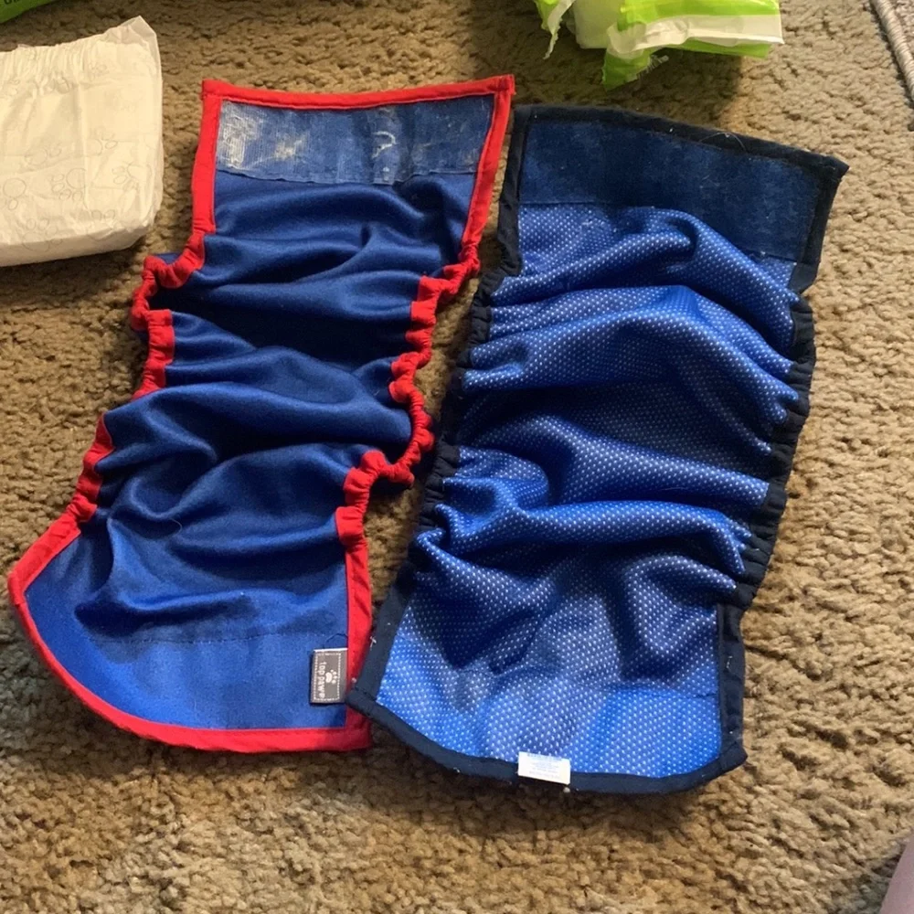 Small dog housebreaking supplies